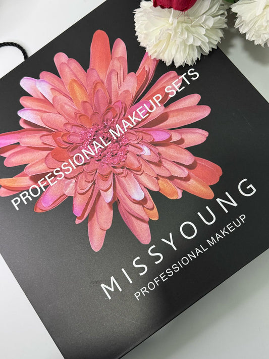 MISS YOUNG MAKEUP PROFESSSIONALE