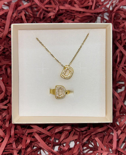 SET COLLANA E ANELLO IN ORO CON L'INIZIALE