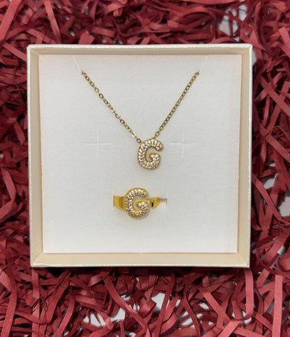SET COLLANA E ANELLO IN ORO CON L'INIZIALE