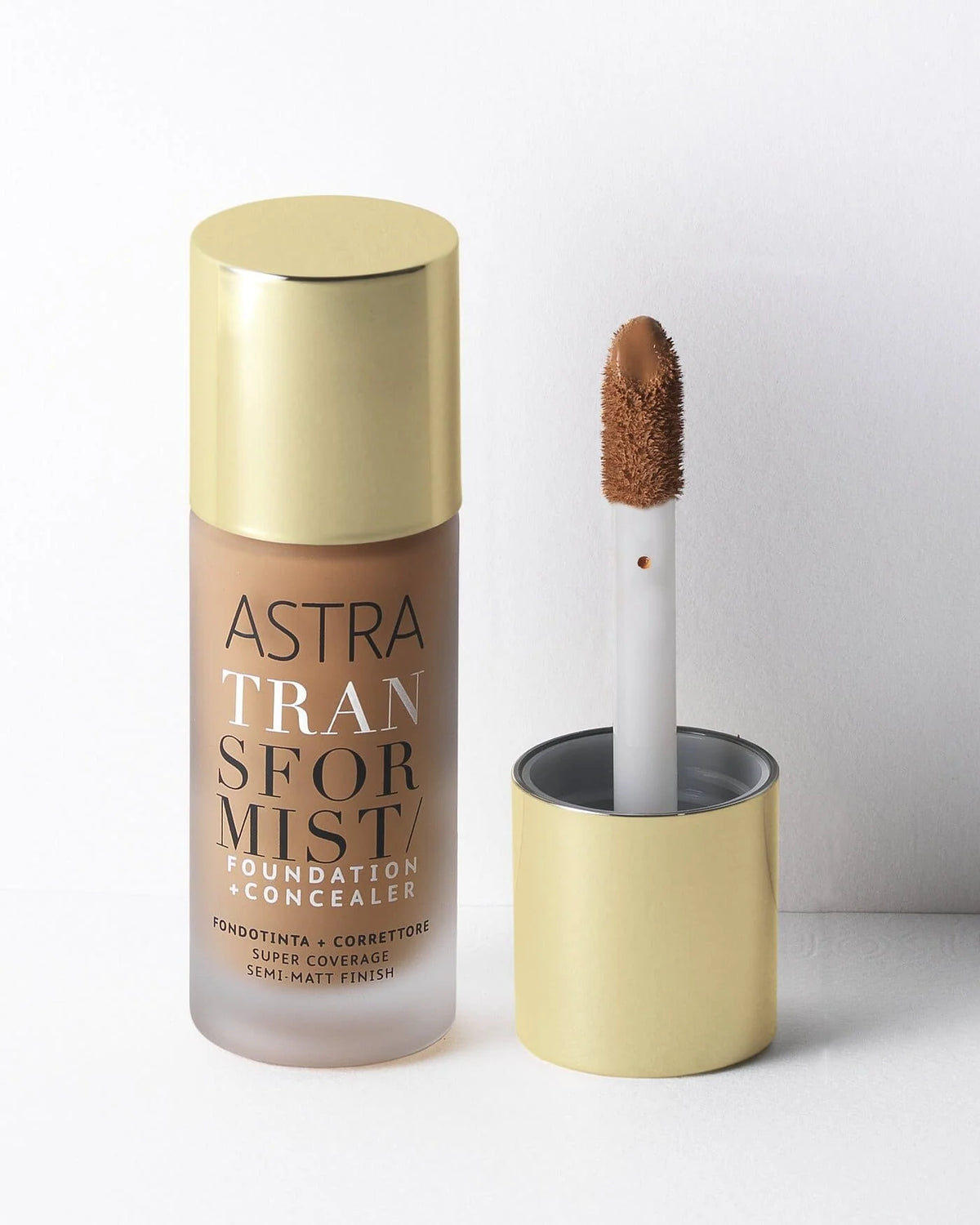 ASTRA FONDOTINTA E CORRETTORE TRANSFORMIST UP TO 16H 07W 18ML