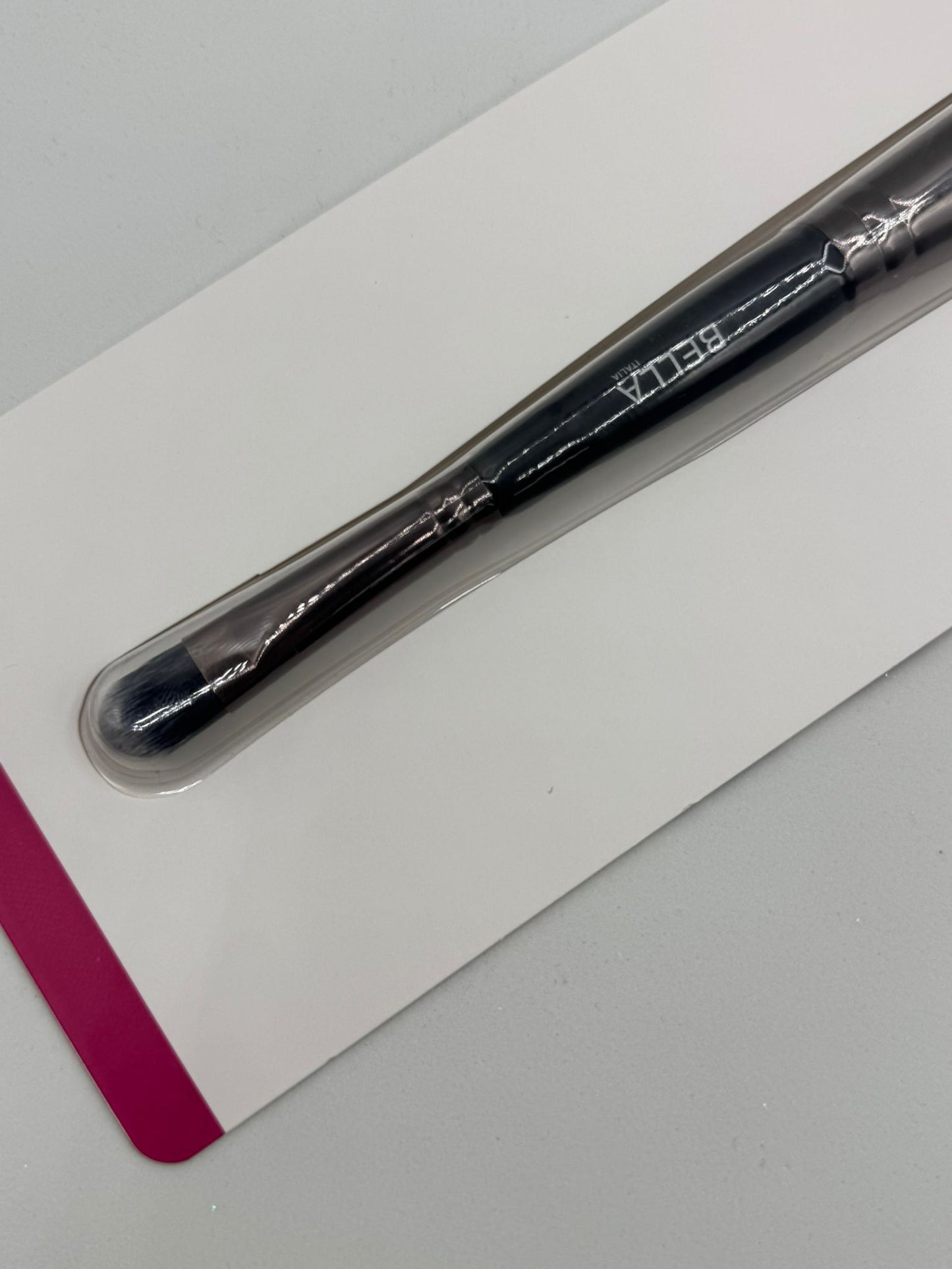 BELLA ITALIA PENNELLO PER FONDOTINTA E CORRETTORE n° 233