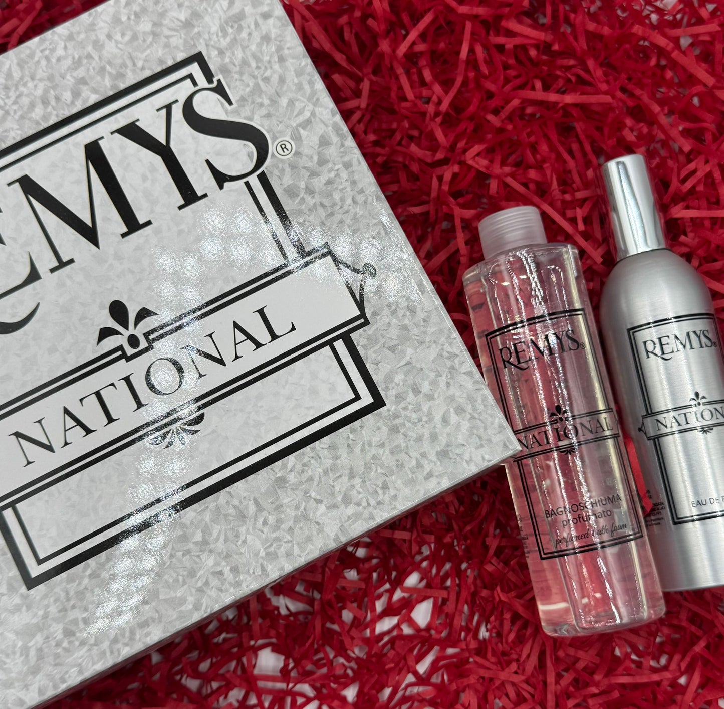 REMYS CONFEZIONE NATIONAL CON PROFUMO EDP 150ML E BAGNOSCHIUMA 250ML