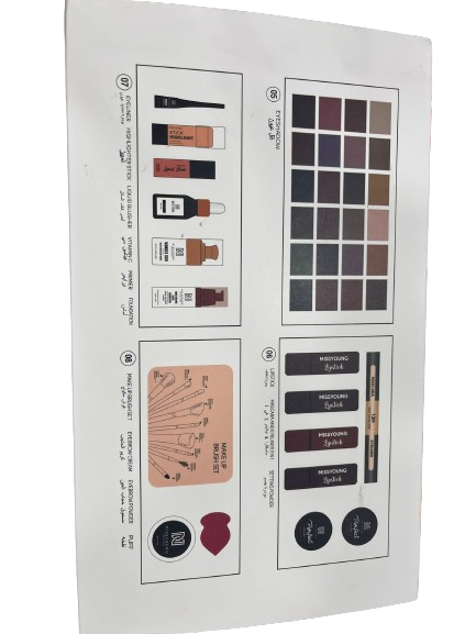 MISS YOUNG BOX MAKE UP 76 PZ